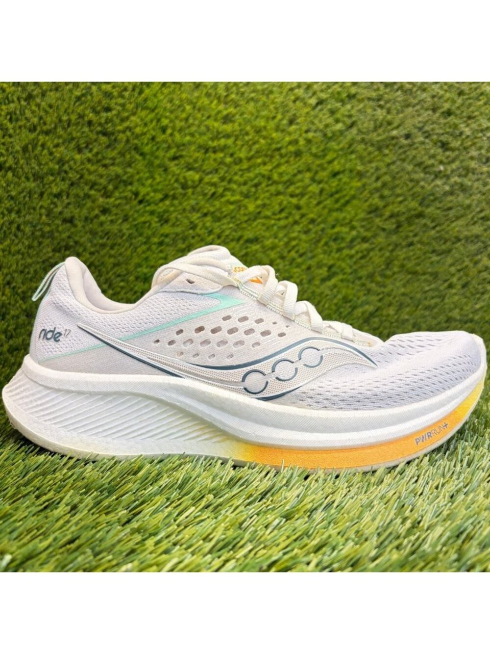Saucony Ride 17 Womens Size 9 White Peel Athletic Running Walking Shoes Sneakers
